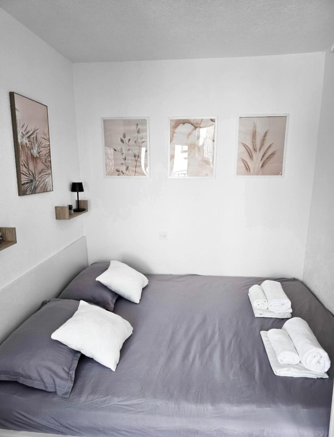 Private Bedroom With Bathroom Baška Voda エクステリア 写真